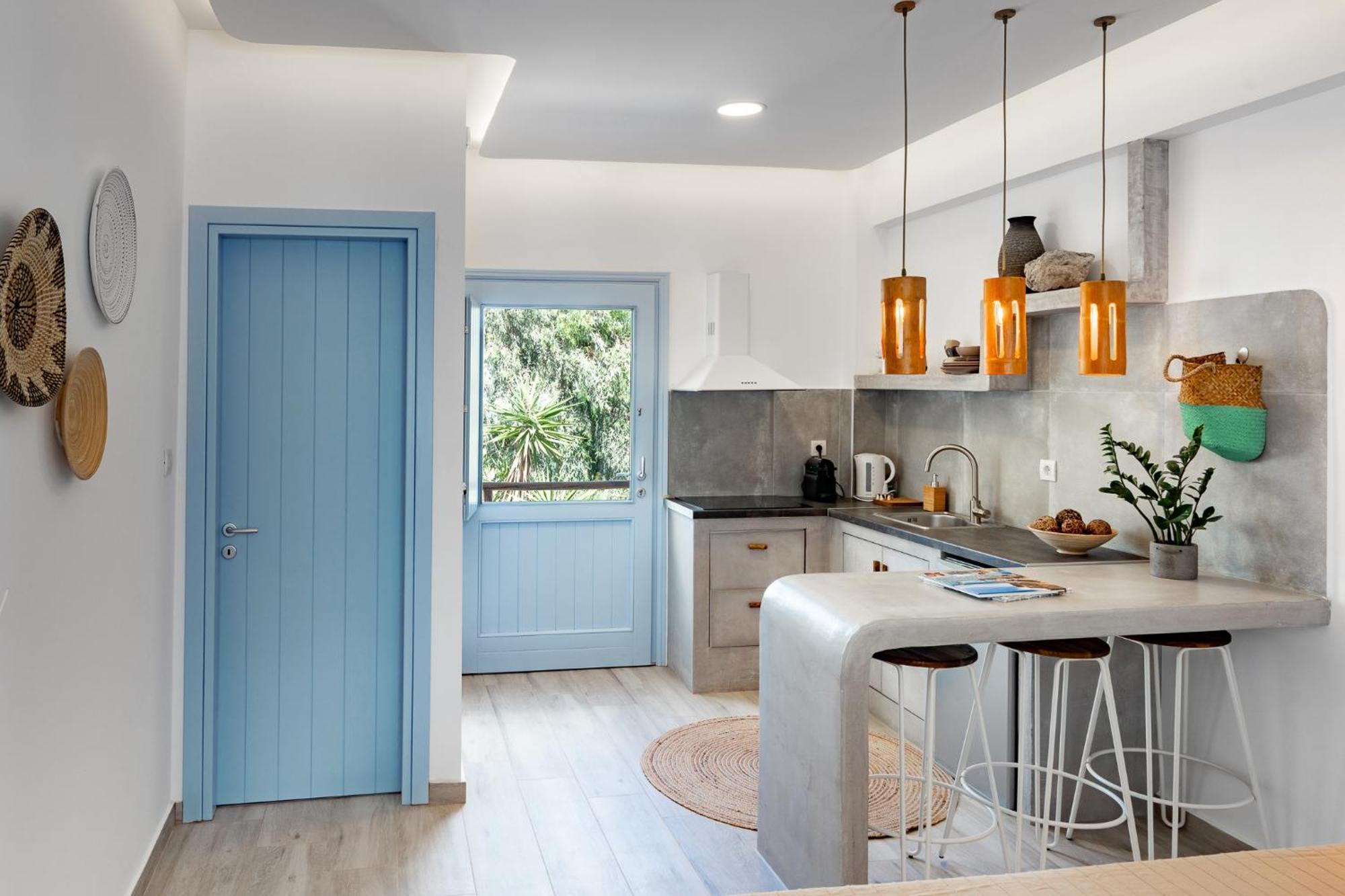 Light Blue Window Kamari Apartment Exterior photo
